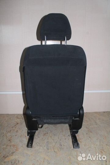 Сиденье переднее левое Tiida Тиида С11