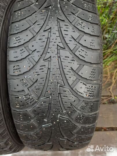 Hankook Winter I'Pike W409 205/55 R16