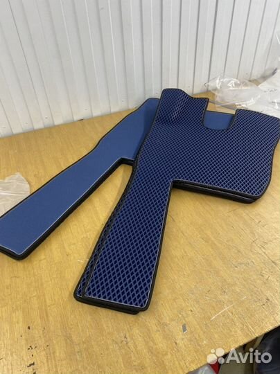Коврики в автомобиль