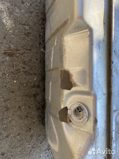 Топливный бак Mercedes w210