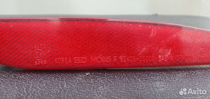 Отражатель в задний бампер hyundai sonata yf