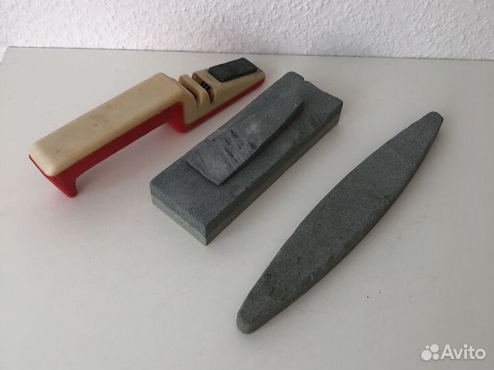 Точильный камень и точилка для ножей