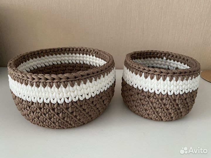 Вязаные корзинки