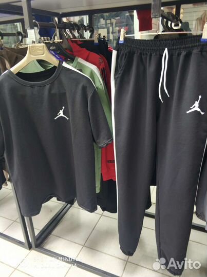 Спортивные костюмы мужские