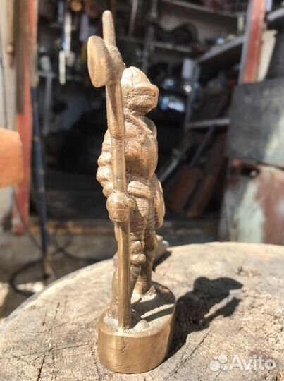 Рыцар, крестоносец из латуни (бронзы)