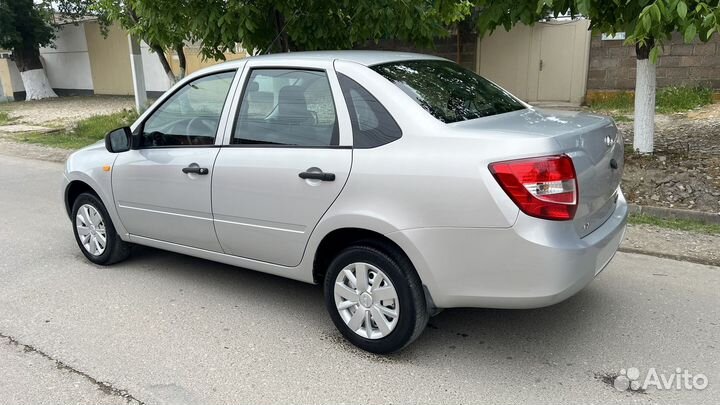 LADA Granta 1.6 AT, 2013, 69 899 км