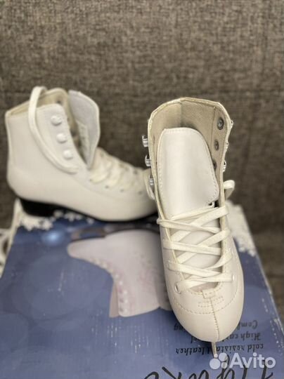 Коньки фигурные детские 31 размер