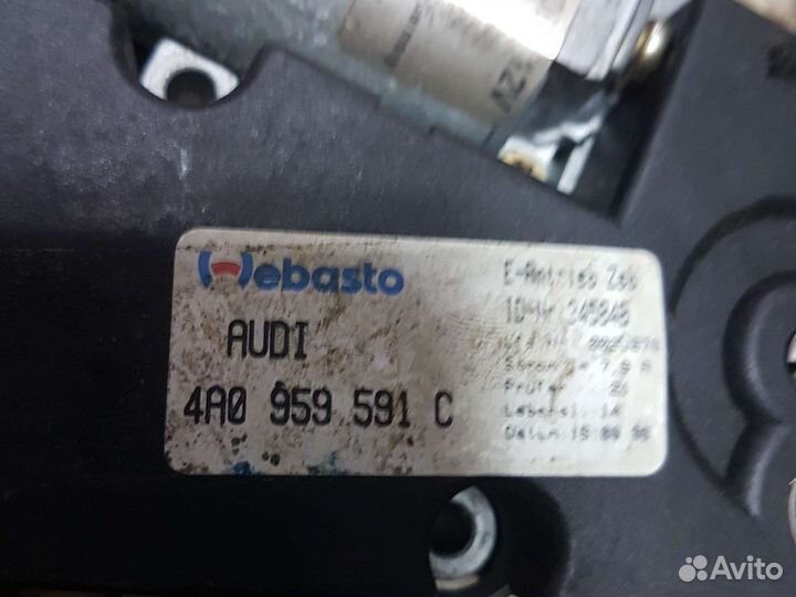 Моторчик люка Audi A6 (C4)