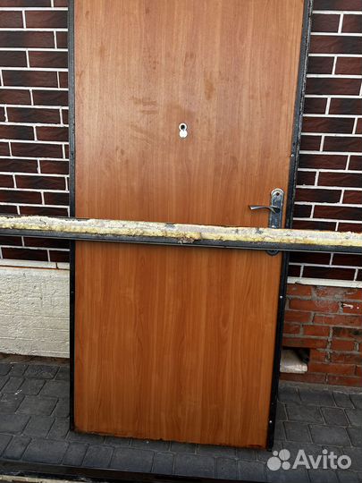 Дверь входная бу