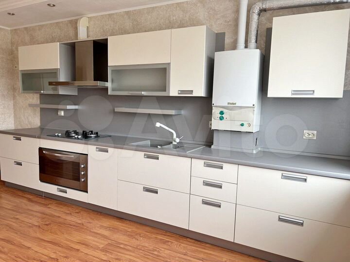 3-к. квартира, 105,4 м², 5/5 эт.