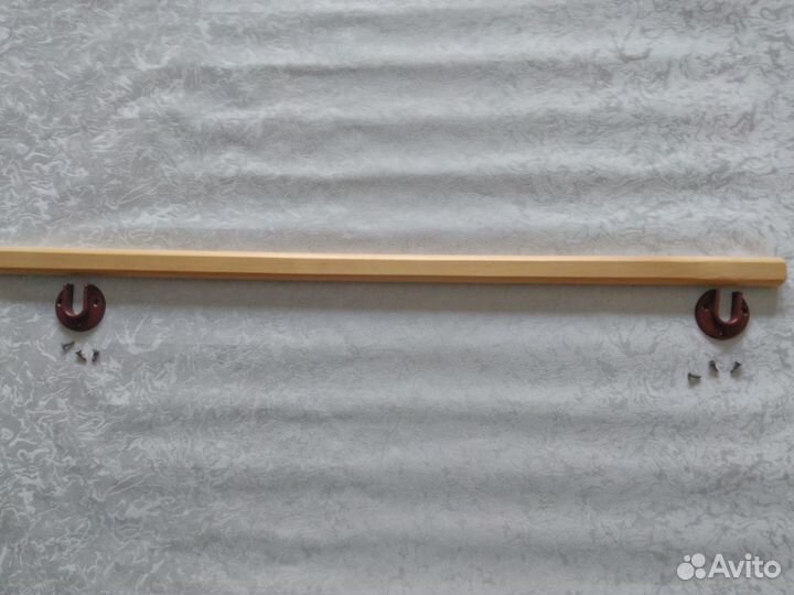 Штанга в платяной шкаф