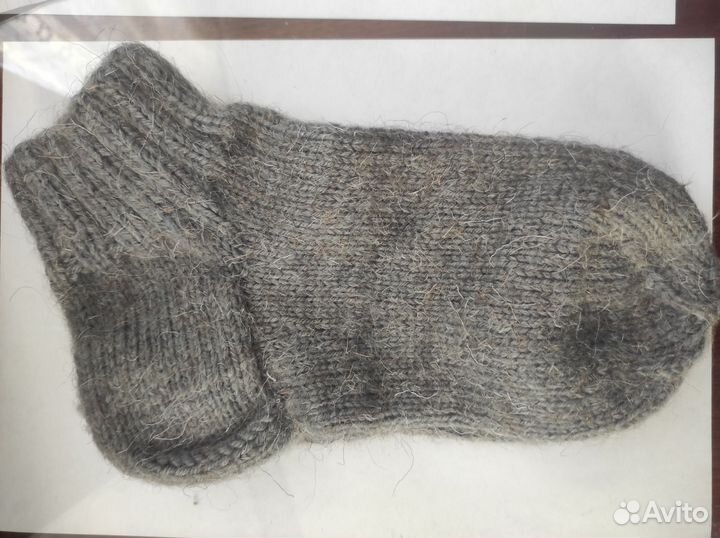 Носки и варежки шерстяные вязаные