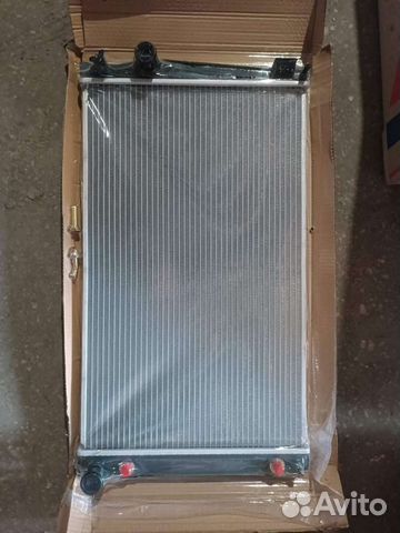Радиатор охлаждения Тойота рав 4. 05-13 г.в