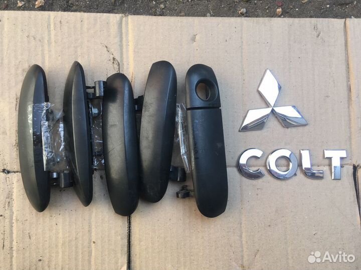 Ручка дверей Mitsubishi Colt Z30