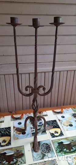 Подсвечник или канделябр