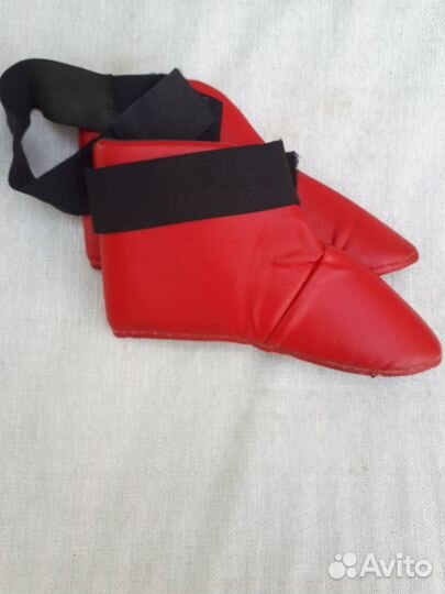 Боксерские перчатки