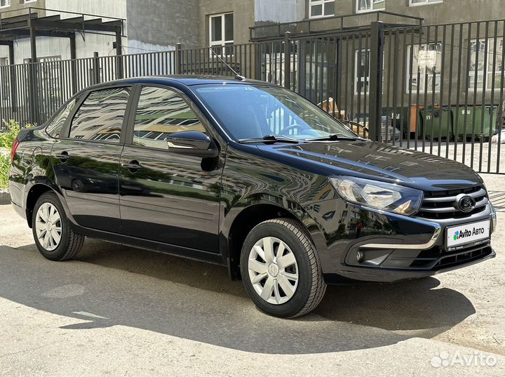 LADA Granta 1.6 МТ, 2022, 17 000 км