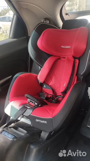 Детское автокресло Recaro Optiafix Racing Red