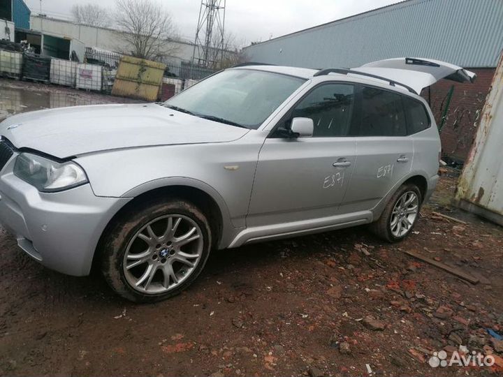 Стекло задней правой двери BMW X3 E83