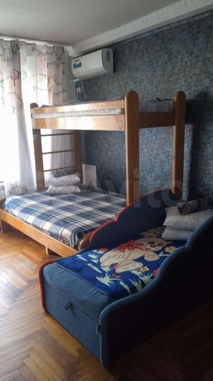 2-к. квартира, 65 м², 3/9 эт.