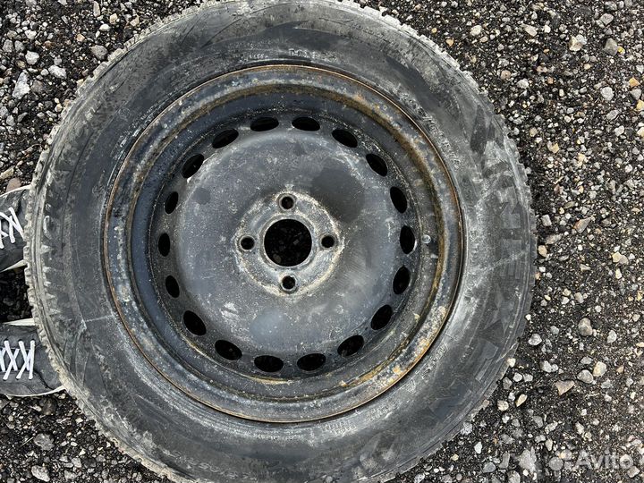 R15 Accelera 651 195/65, PCD 4x100 DIA 38