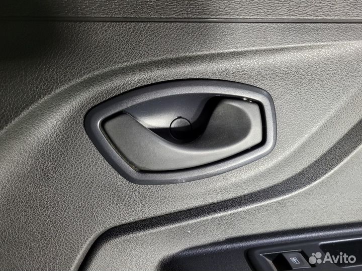 Ручка внутренняя двери задней правой на Хрей