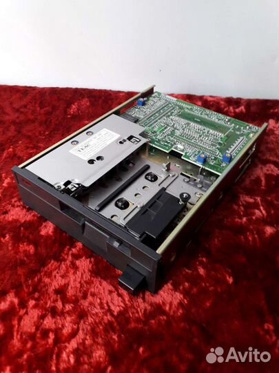 Касетный стример Теас мт-25st