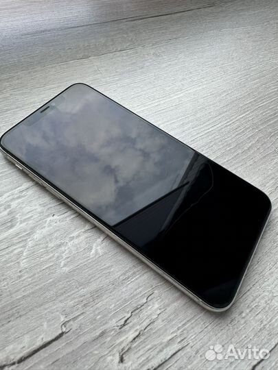 iPhone 11 Pro Max, 64 ГБ