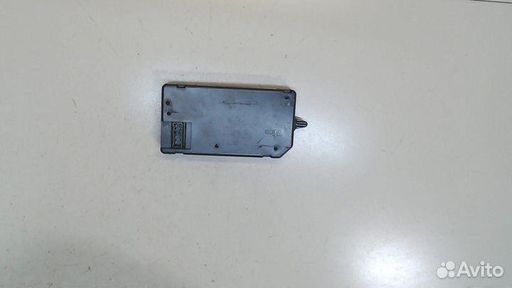 Блок управления бортовой сети Land Rover Discovery