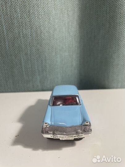 Модель газ 13 чайка