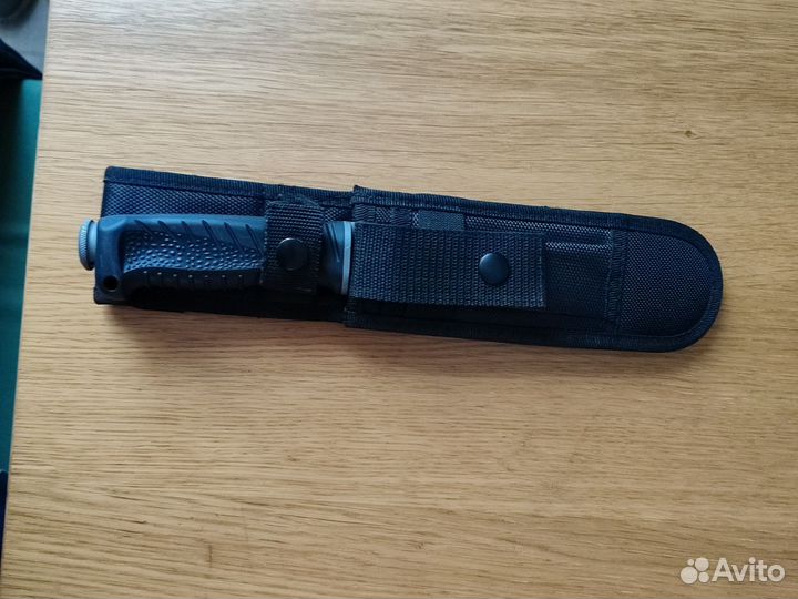 Нож туристический