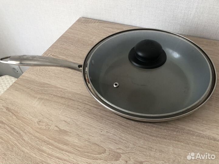 Сковорода б/у