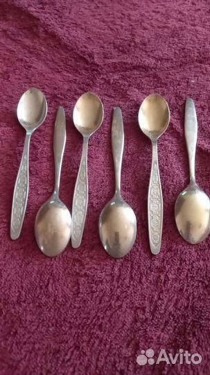 Набор мельхиоровых с позолотой ложек