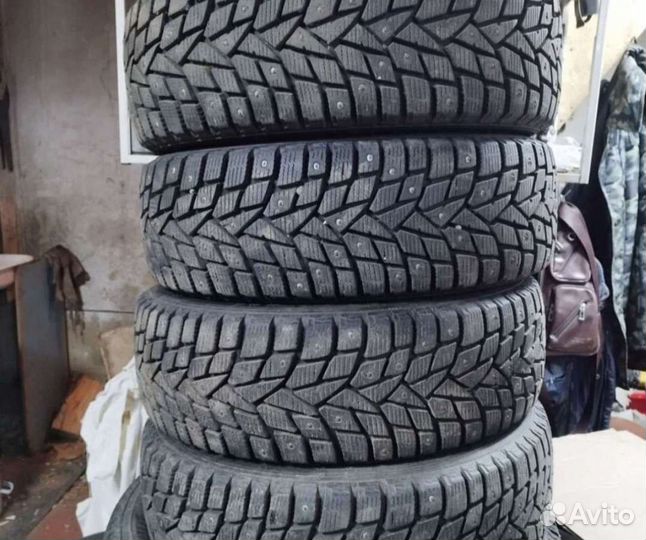 Dunlop SP Winter Ice 02 195/55 R16