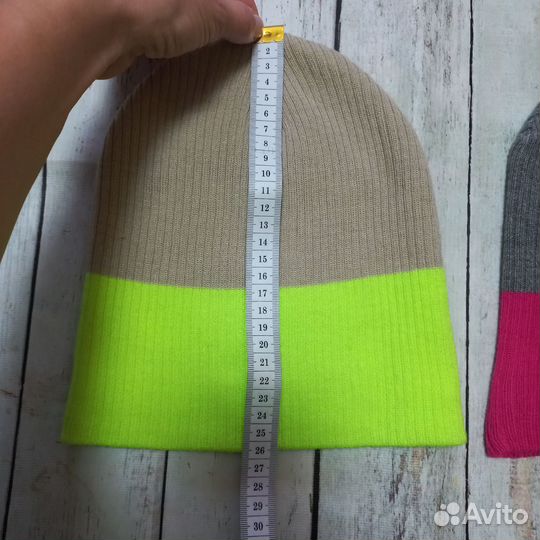 Шапки для подростка Твое и Hola