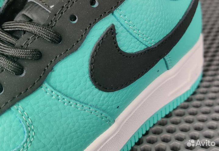 Tiffany x Nike Air Force 1 Low
