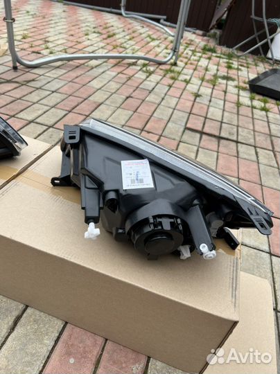 Фары Гранта,корпус Fl