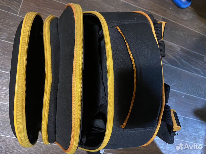 Рюкзак школьный