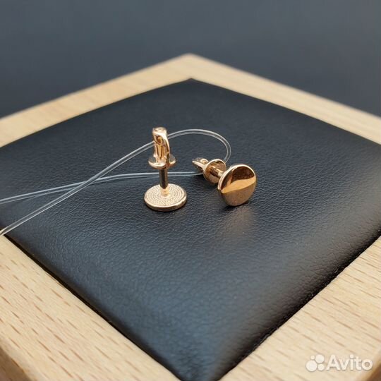 Серьги пусеты из красного золота
