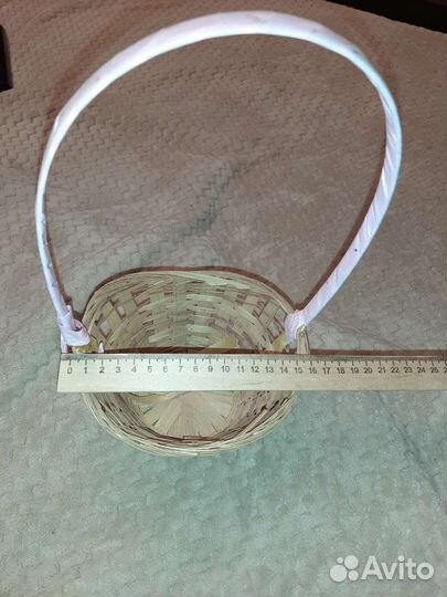 Корзина плетеная