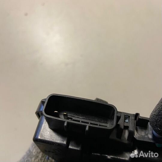 Замок двери передний правый Changan Cs55 Plus