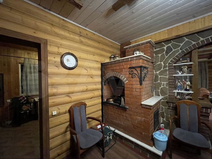 Дом 160,6 м² на участке 54 сот.