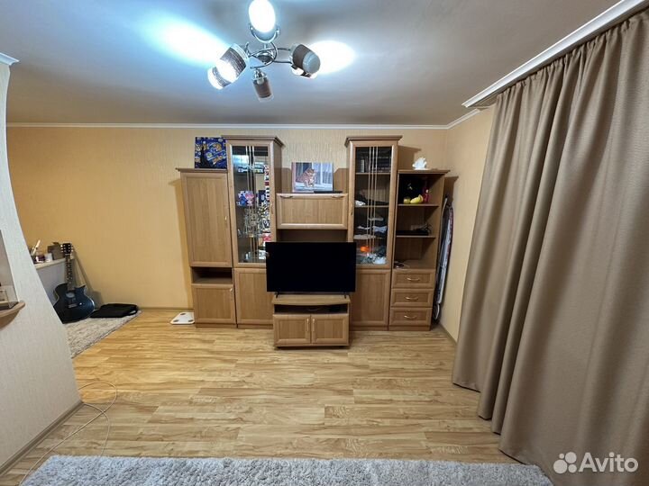 Стенка со шкафом