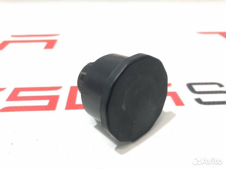 Упор крышки багажника Tesla Model X рест. 2022