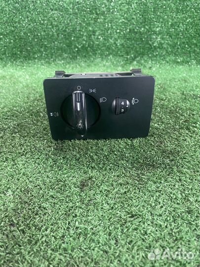 Блок света Ford Fusion