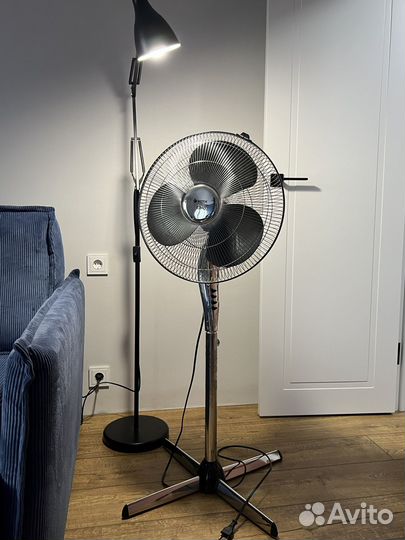 Вентилятор напольный Vitek