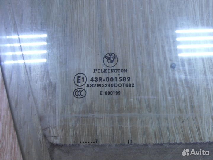 Стекло передней правой двери BMW 3 E90 51337060264