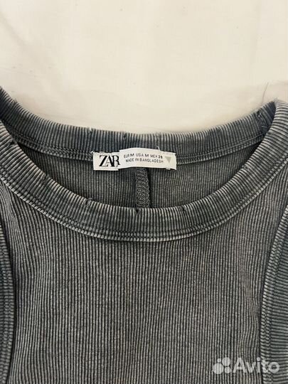 Майка Zara с потертостями