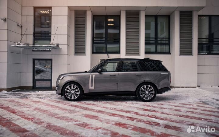 Land Rover Range Rover 4.4 AT, 2022, 7 900 км