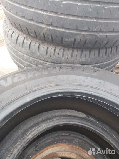 Hankook AL07+ 215/65 R17